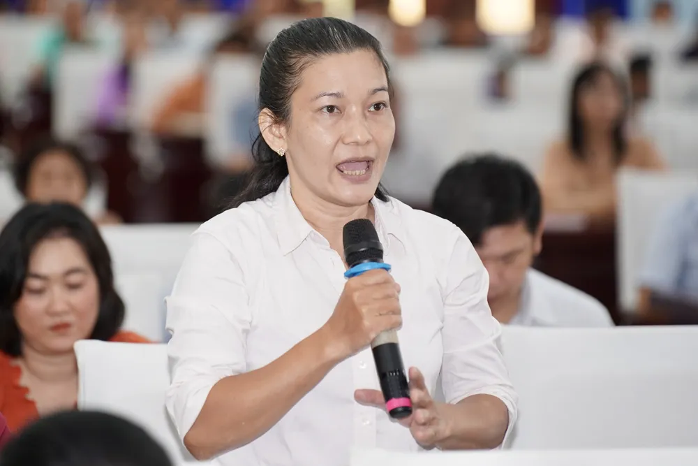 Cử tri  Lê Thị Thu Hiền- xã Phú Hoà Đông - ảnh Hoàng Hùng.jpeg