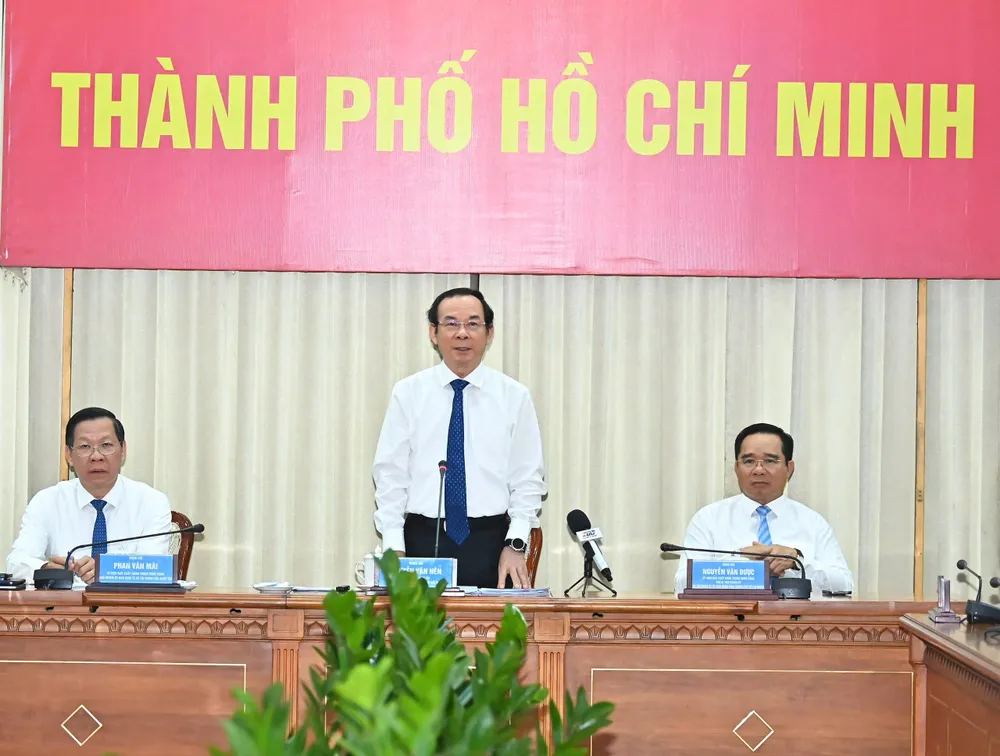 Bí thư Thành ủy TPHCM Nguyễn Văn Nên phát biểu tại buổi lễ. Ảnh: VIỆT DŨNG