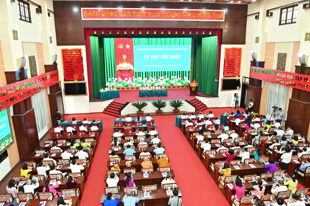 Quang cảnh kỳ họp thứ nhất HĐND TPHCM khóa X