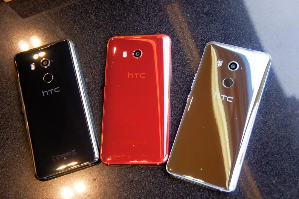 HTC U11 plus bán tại Việt Nam giá gần 19 triệu đồng ảnh 2