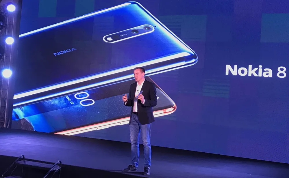Nokia 8 đã sẵn sàng nâng cấp lên Android 8.0 Oreo ảnh 1