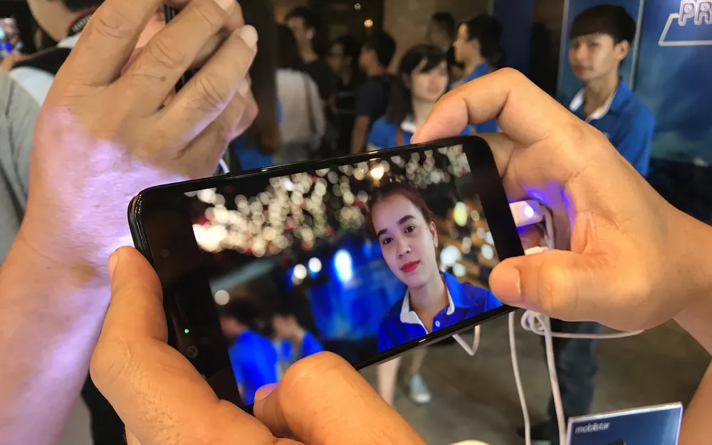 Mobiistar chính thức giao PRIME X Max 2018  cho khách hàng ảnh 2