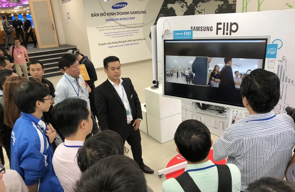 Chính thức ra mắt bảng điện tử Samsung Flip WM55H ảnh 2