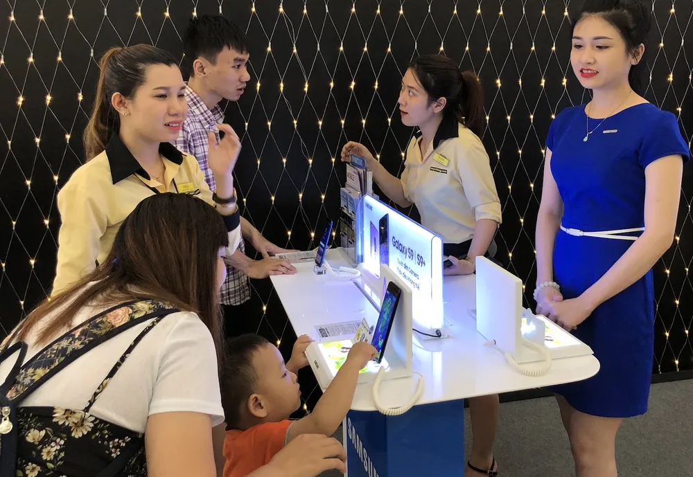 Thế Giới Di Động với 14 nghìn đơn đặt hàng Galaxy A6/A6+ ảnh 1