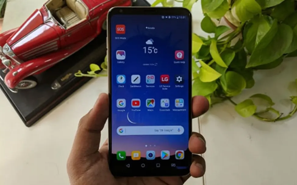 Smartphone giá từ 8 triệu đến 15 triệu dành cho người không thích “tai thỏ”   ​ ảnh 5