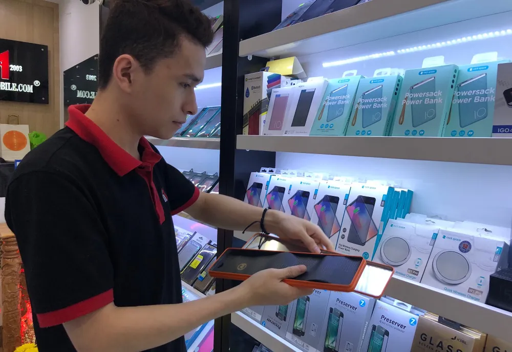 Minh Tuấn Mobile khuyến mãi lớn cho iPhone XS, XS Max khi lên kệ Việt Nam  ảnh 2