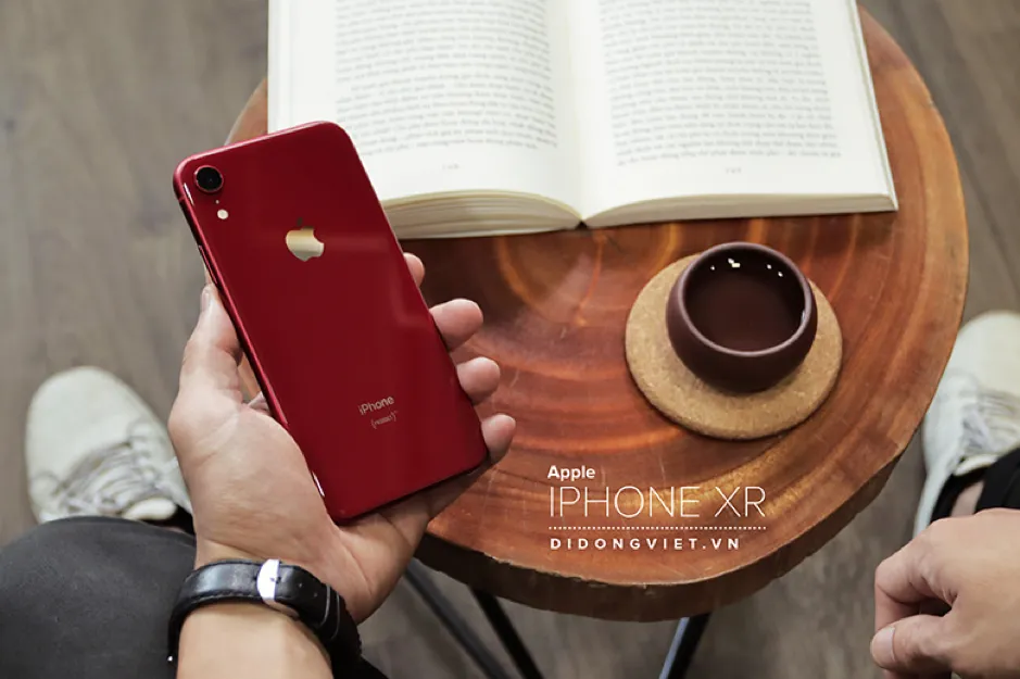 Tại sao nên mua iPhone X thay vì iPhone Xr trong tầm giá 20 triệu? ảnh 1