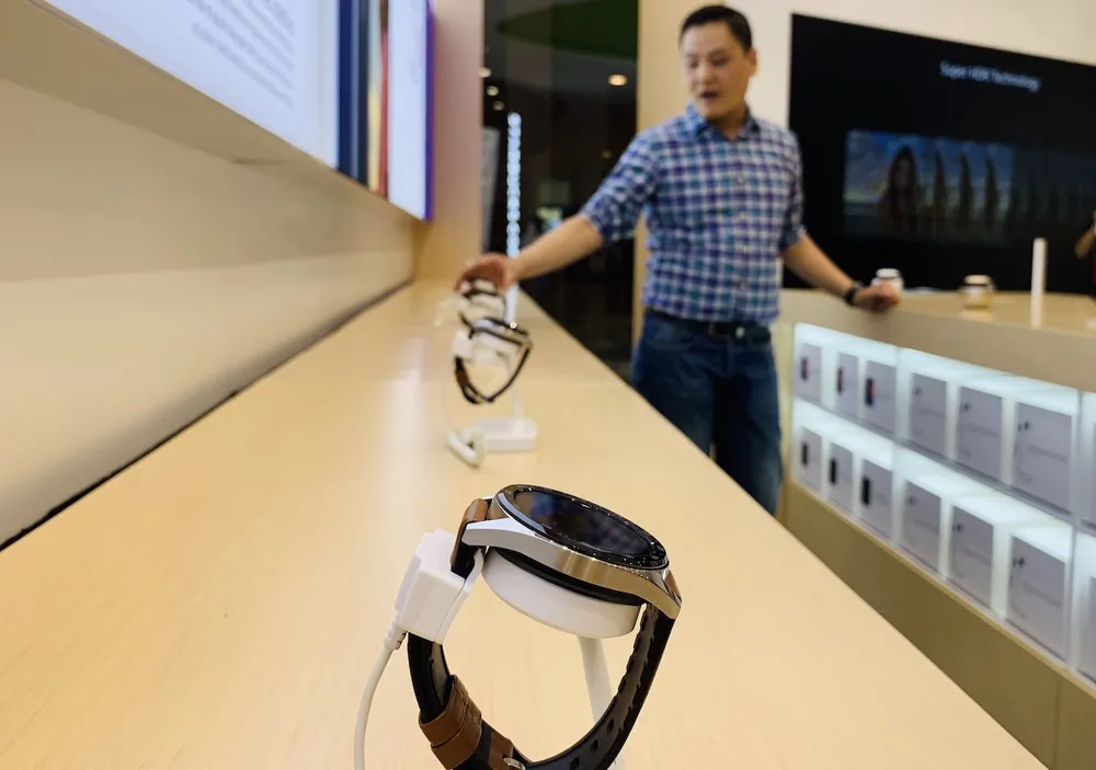 Huawei khai trương cửa hàng trải nghiệm tại TPHCM ​ ảnh 4