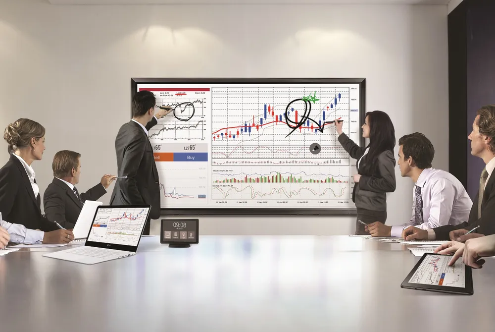 LG đưa về Việt Nam các dòng màn hình thông minh ảnh 1