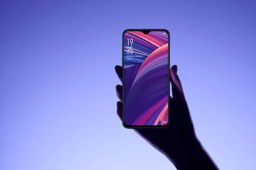 OPPO chính thức ra mắt R17 Pro tại Việt Nam ảnh 1