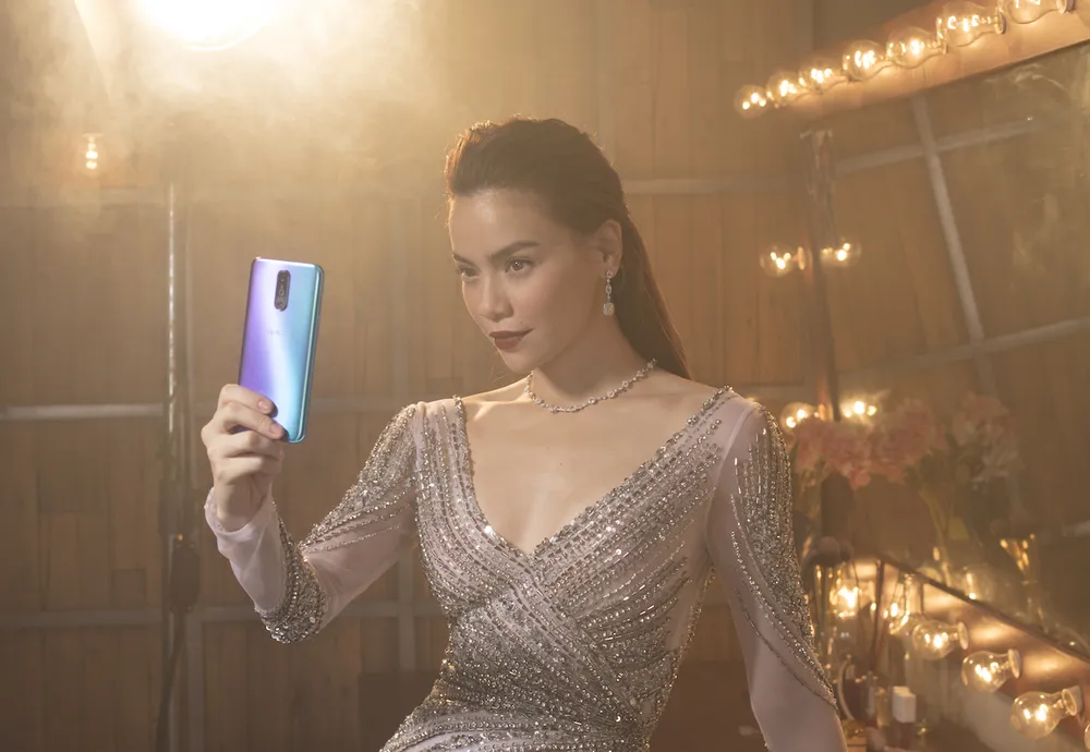 OPPO chính thức ra mắt R17 Pro tại Việt Nam ảnh 2