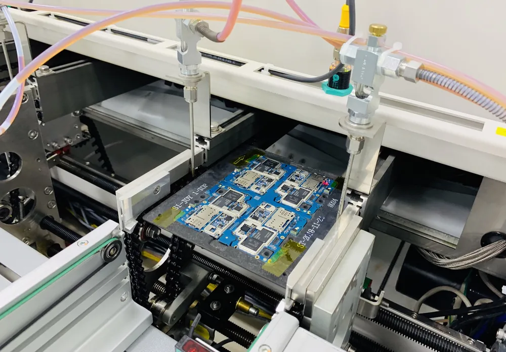 Nhà máy sản xuất di động Vsmart của Vingroup hiện đại đến đâu? ảnh 5