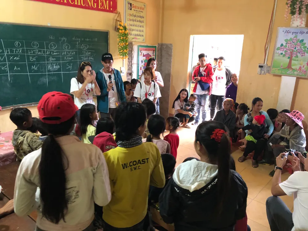  Chụp và tặng 9.000 ảnh chân dung cho mọi người ảnh 1