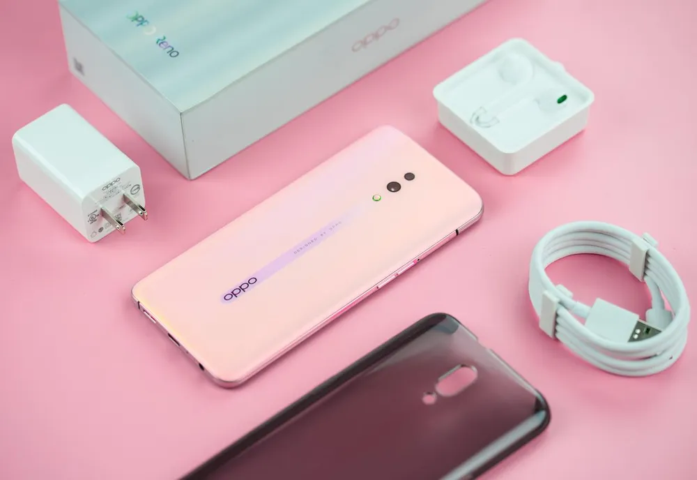 OPPO Reno thêm phiên bản Hồng Ngọc Trai  ảnh 1