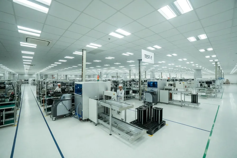 VinSmart hợp tác sản xuất di động 5G ảnh 1