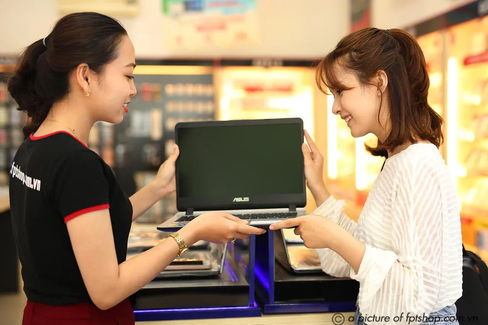 Giảm đến 5 triệu khi mua laptop tại FPT Shop dành cho tân sinh viên ảnh 1