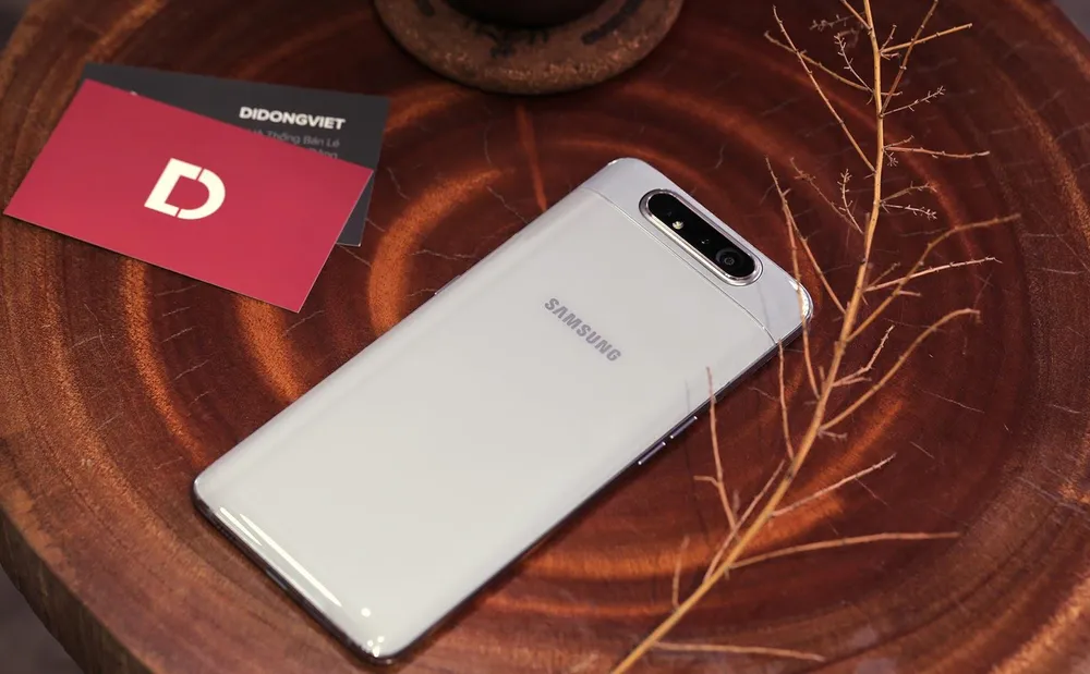 Galaxy A80 mở bán với giá chỉ 10,7 triệu, duy nhất ngày 18 tại Di Động Việt