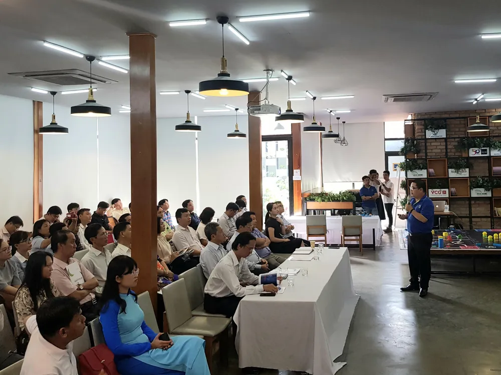 Cuộc thi robot toàn cầu dành cho các  nhà sáng tạo trẻ