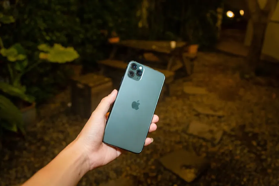 Cách Shark Hưng và sao Việt nổi tiếng chọn iPhone 11 Pro Max ảnh 4