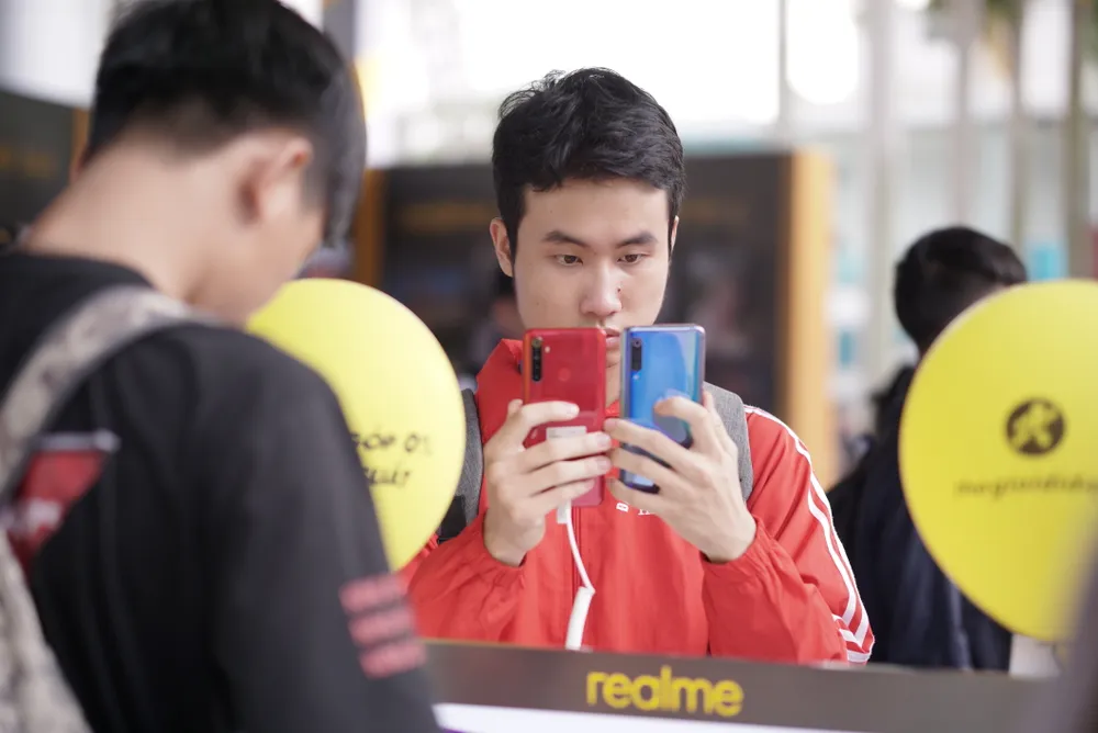 Gần 40.000 sinh viên tham dự Đại nhạc hội Realme Connection  ảnh 2