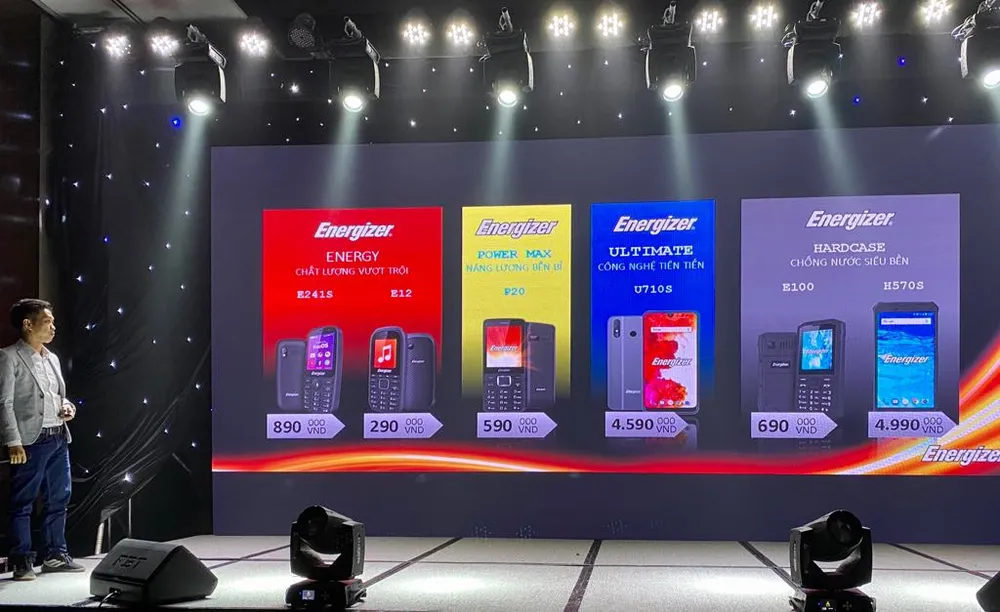 Energizer giới thiệu nhiều dòng điện thoại chống nước, chống sốc IP68 ảnh 1