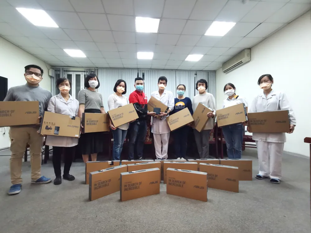 ASUS hỗ trợ thiết bị y tế cho tuyến đầu chống dịch Covid-19