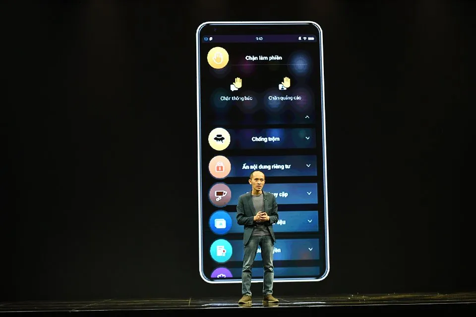Bkav mắt bốn phiên bản Bphone, giá thấp nhất gần 5,5 triệu, cao nhất gần 10 triệu đồng ảnh 2