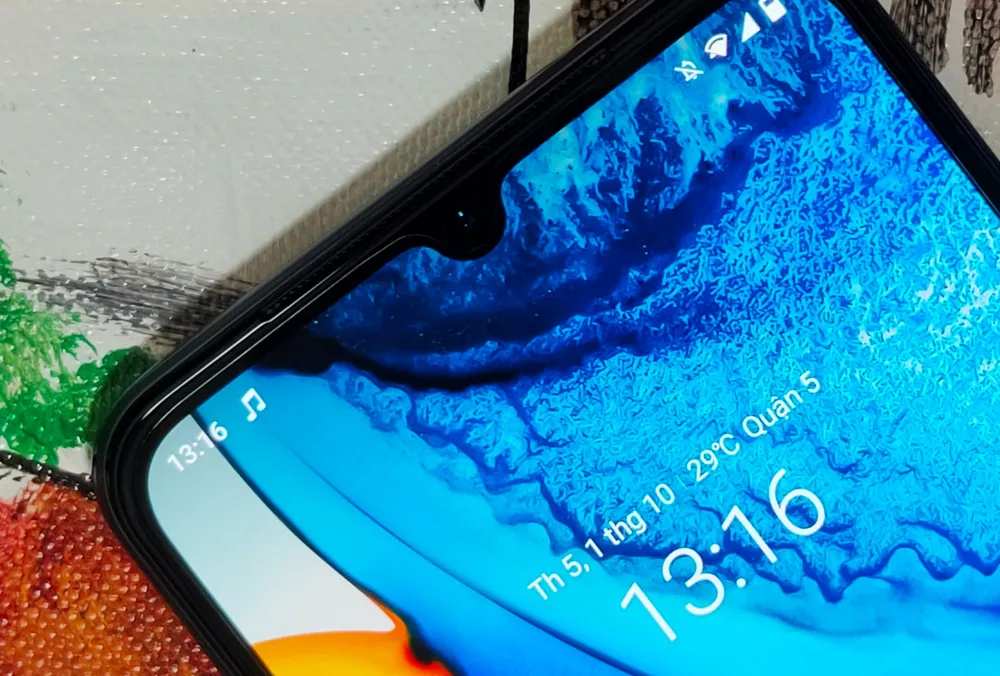 vivo V20: Thiết kế mỏng, trọng lượng nhẹ  ảnh 1