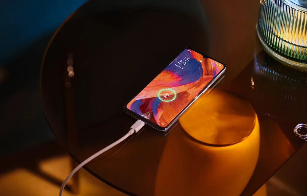OPPO A73 chính thức lên kệ tại Việt Nam: Sạc thần tốc – Giá cực sốc ảnh 2