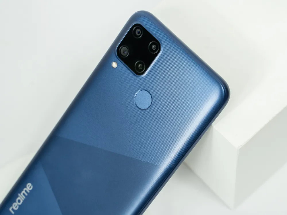 realme C15 lên kệ với mức giá 4,2 trệu đồng  ảnh 3