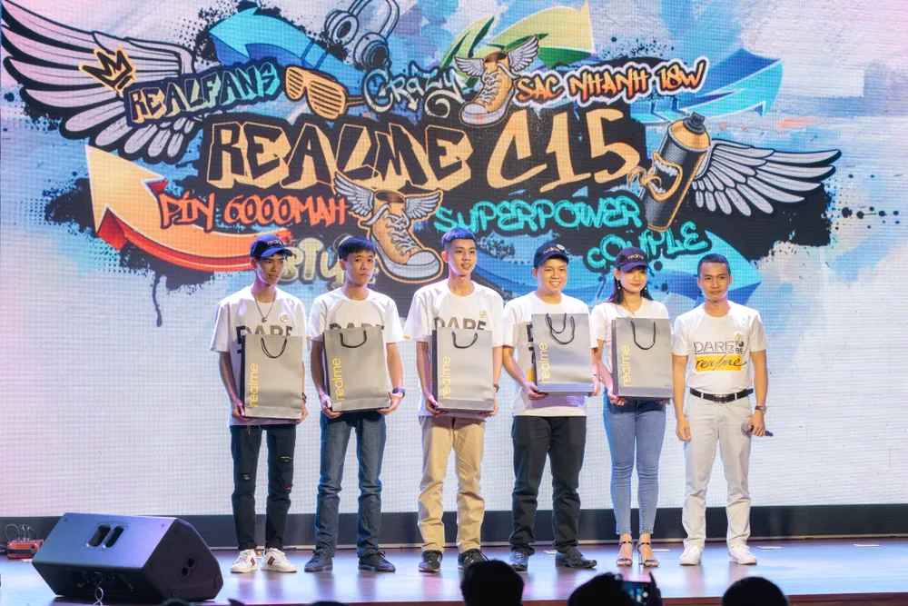 realme C15 lên kệ với mức giá 4,2 trệu đồng  ảnh 2