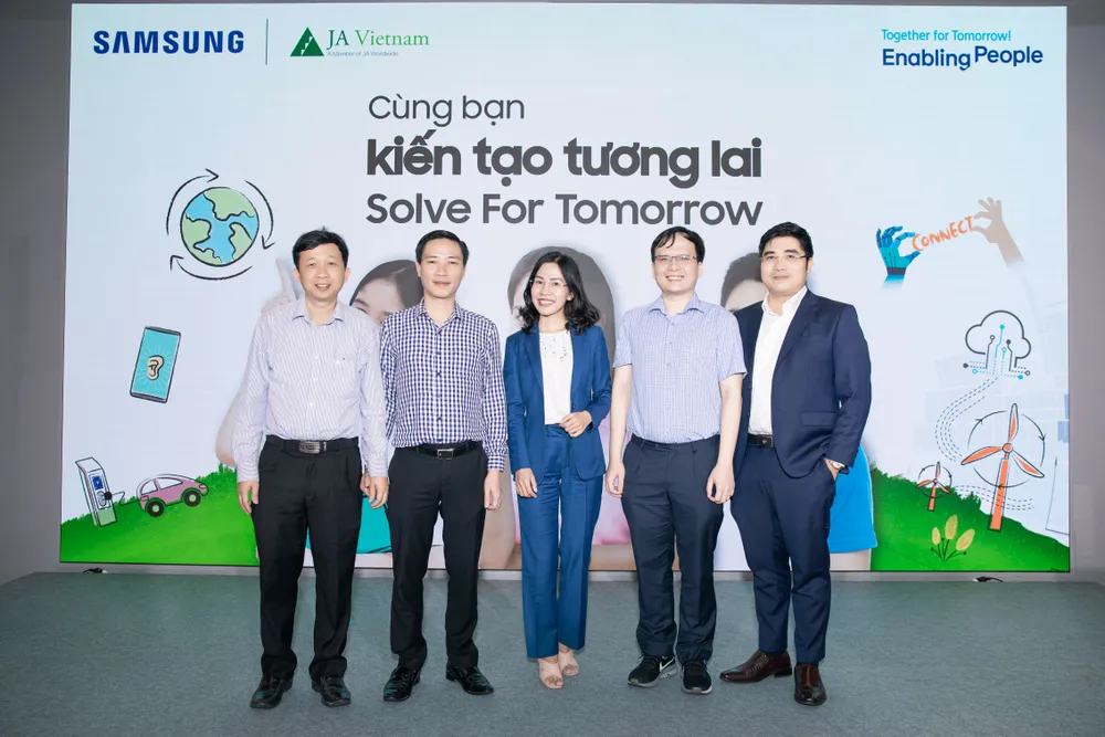 Trao giải cuộc thi Cùng bạn kiến tạo tương lai – Solve For Tomorrow 2020 ảnh 2