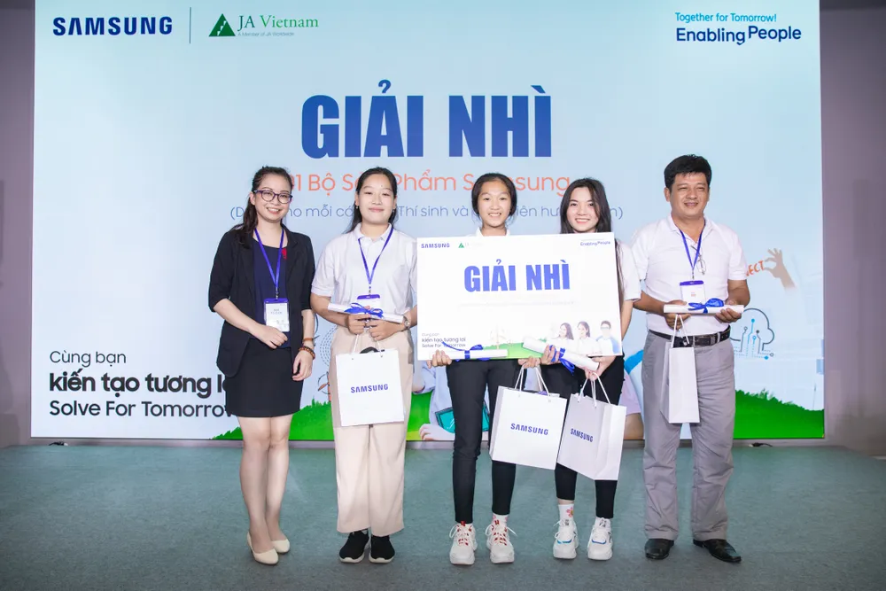 Trao giải cuộc thi Cùng bạn kiến tạo tương lai – Solve For Tomorrow 2020 ảnh 4
