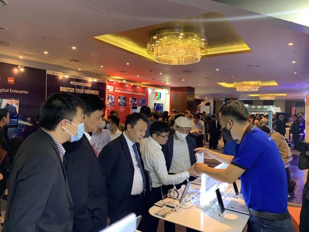 Samsung được vinh danh Top 10 Doanh Nghiệp cung cấp nền tảng chuyển đổi số hàng đầu Việt Nam ảnh 1
