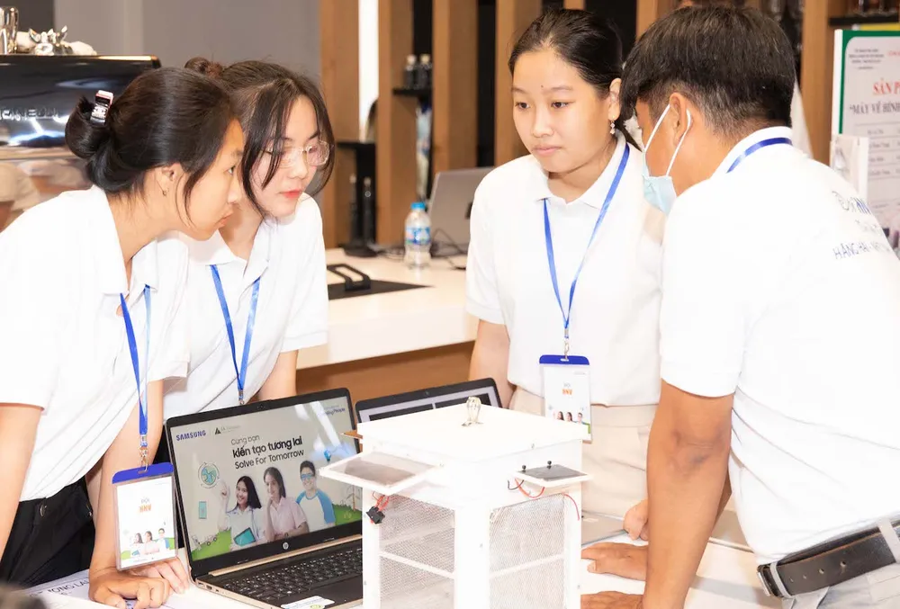 Hơn 1 tỷ đồng với nhiều hạng mục giải thưởng hấp dẫn cho cuộc thi Solve For Tomorrow  ảnh 2