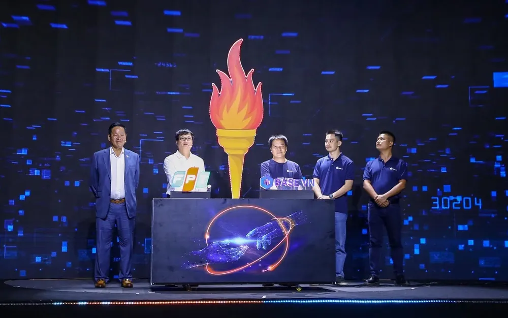 FPT bắt tay Base.vn tăng tốc chuyển đổi số cho doanh nghiệp vừa và nhỏ ảnh 1