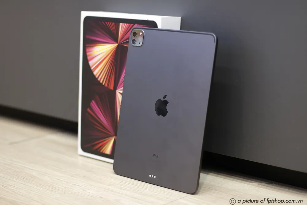 FPT Shop mở bán loạt sản phẩm chính hãng mới nhất từ Apple  ảnh 1