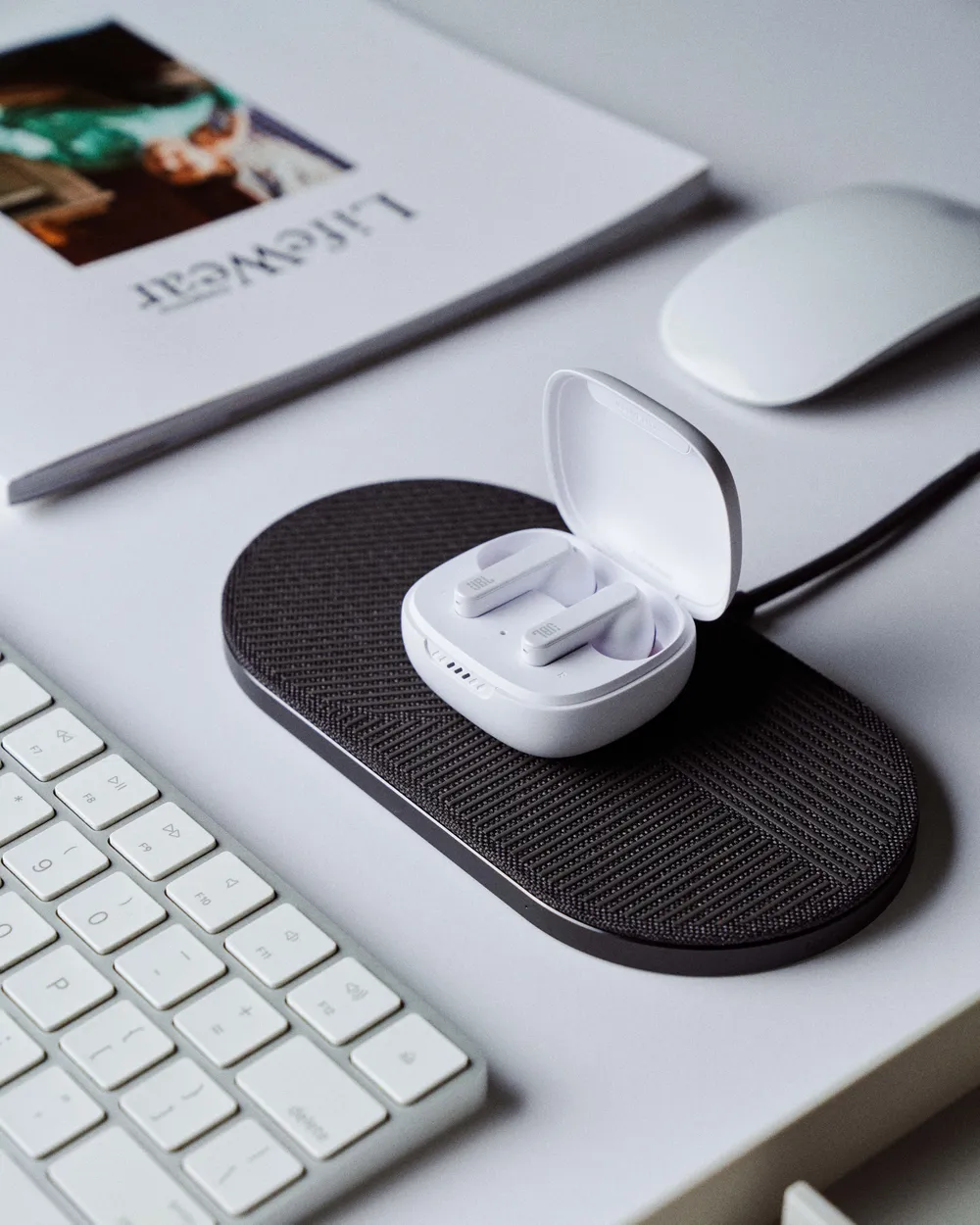 JBL Live Pro+ TWS tai nghe in-ear “xịn” nhất dòng true wireless ảnh 2