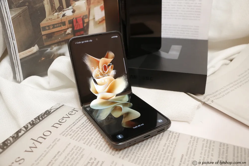 FPT Shop giảm 2 triệu đồng cho khách hàng đặt mua Galaxy Z Fold3 & Flip3 5G ảnh 3