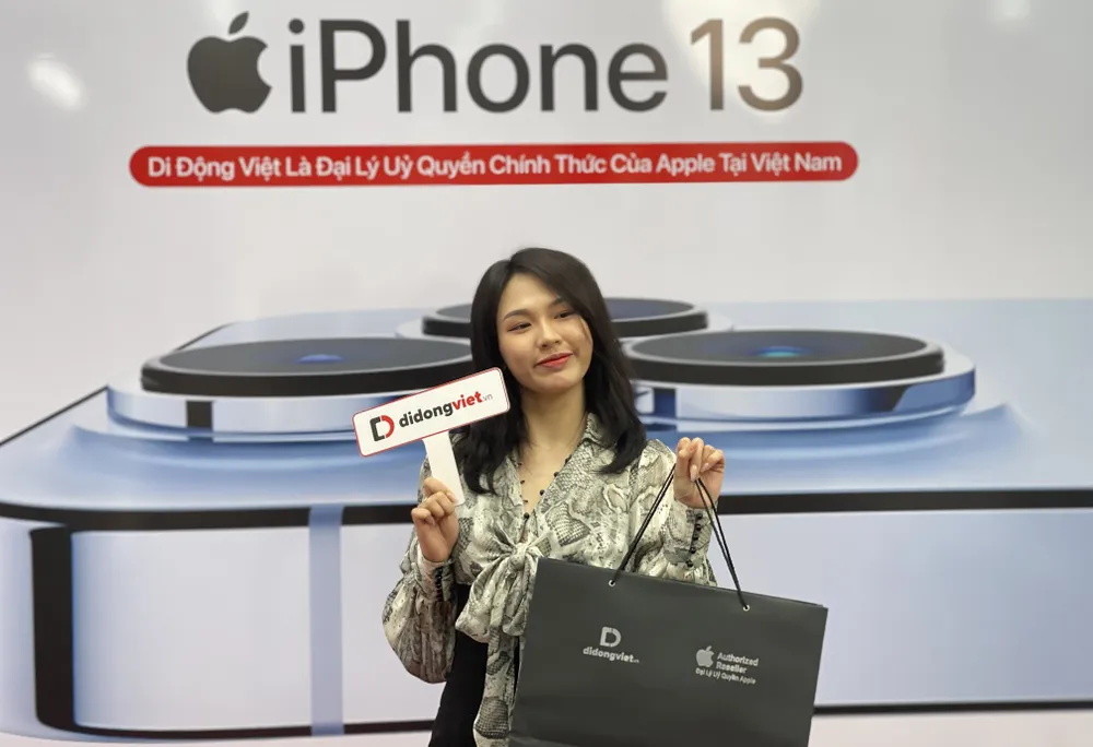 iPhone 13 giảm đến 5 triệu đồng, về mức giá “bình ổn” ảnh 2