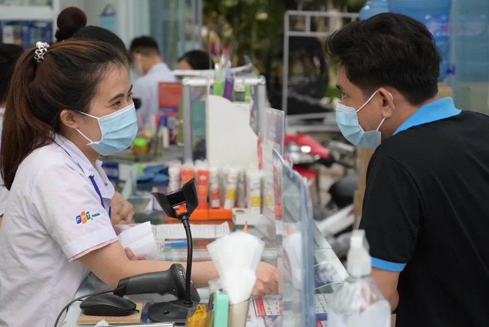 FPT Long Châu đồng hành Sở Y tế trong điều trị F0 tại nhà ảnh 1