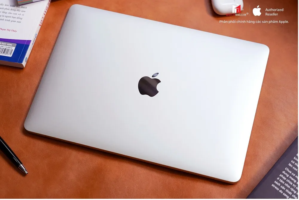 Loạt sản phẩm công nghệ giảm giá sâu dịp Giáng Sinh và năm mới ảnh 3