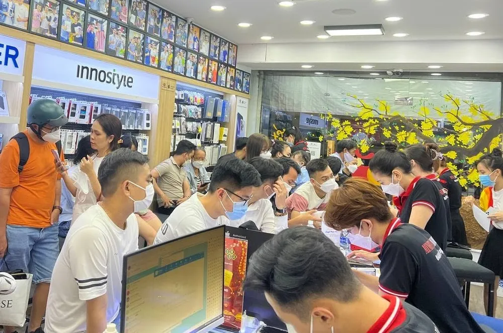 iPhone 13 tiếp tục “làm nóng” thị trường ảnh 1