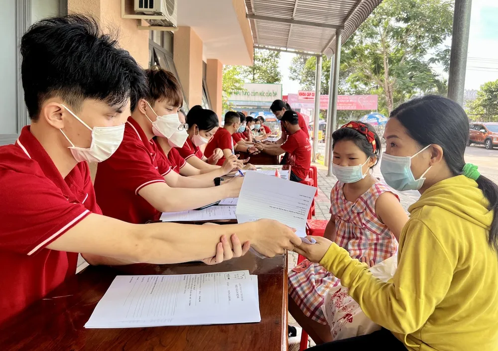 Chương trình Trái tim cho em khám sàng lọc cho trẻ em Đồng Nai ảnh 2