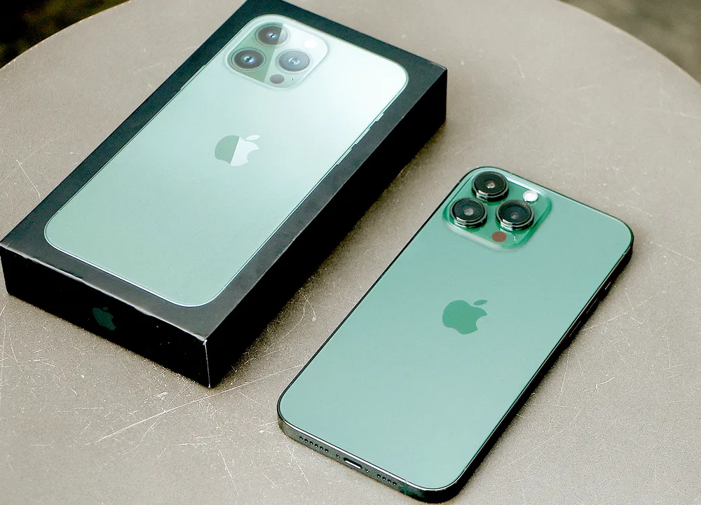 FPT Shop giảm 6 triệu, nhân đôi bảo hành khi đặt trước iPhone 13 Series Xanh lá ảnh 2