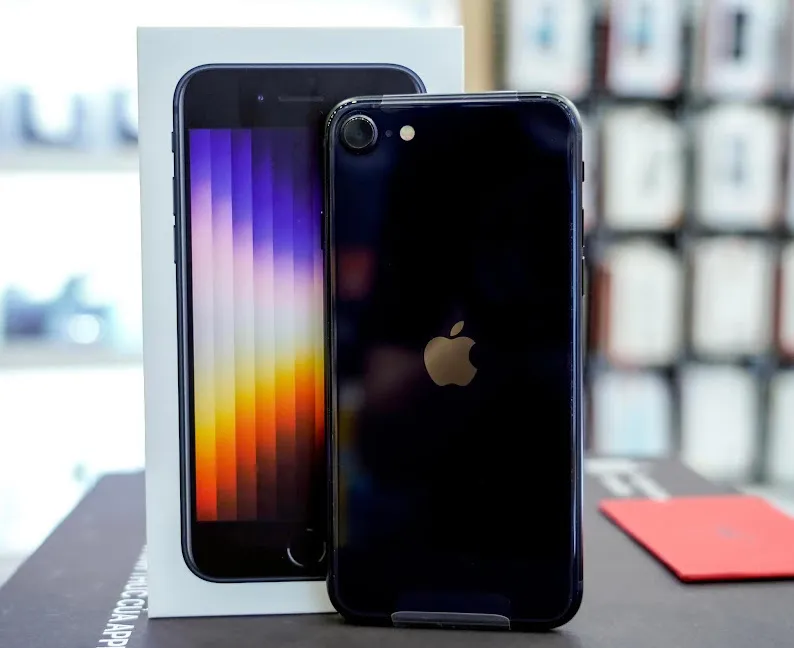 Minh Tuấn Mobile mở bán iPhone SE 2022 chính hãng, giá từ 11,99 triệu đồng ảnh 2