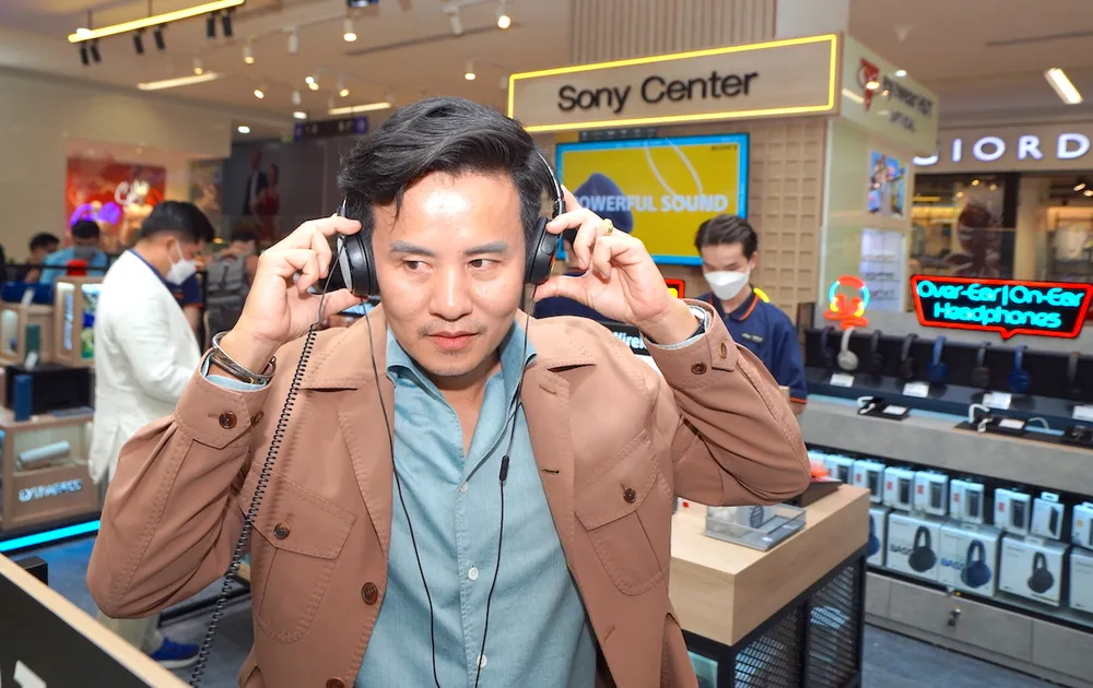 Sony Center có mặt tại Vạn Hạnh Mall ảnh 1