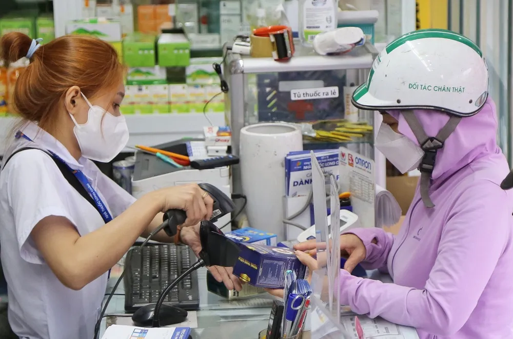 Ứng dụng FPT Long Châu cán mốc 1 triệu người dùng, ra mắt phiên bản mới ảnh 2