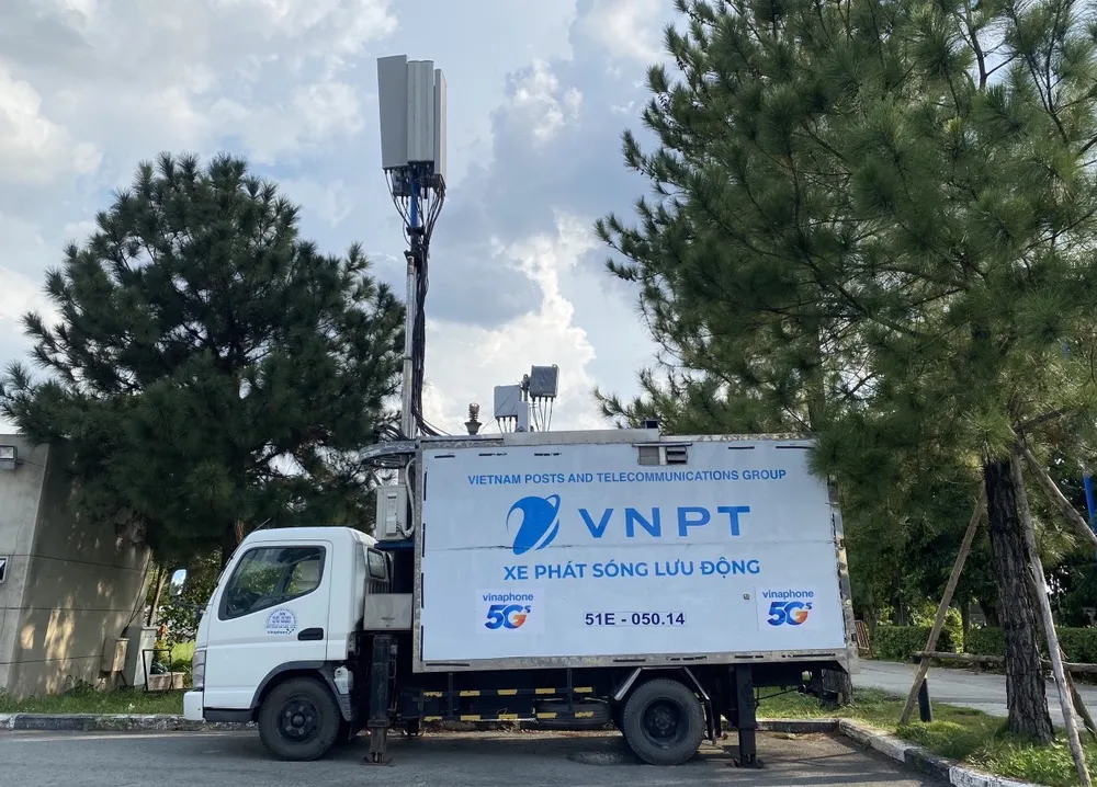 VNPT phát sóng 5G VinaPhone tại kiện vinh danh Top 7 Cộng đồng đô thị thông minh thế giới ảnh 1