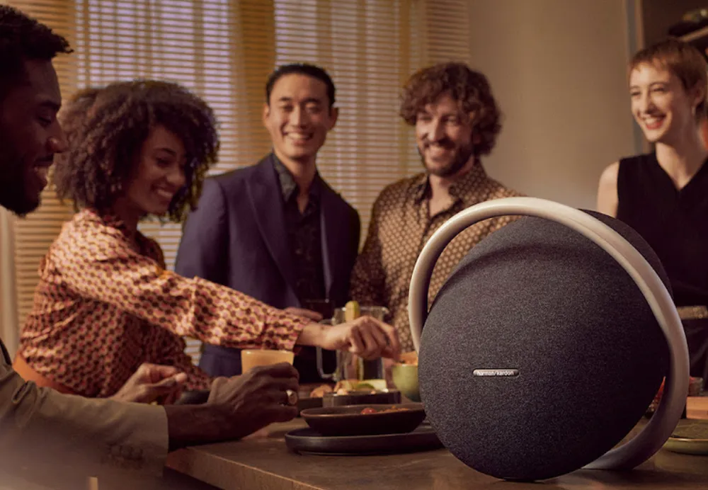 Harman Kardon Onyx Studio 8 chính thức ra mắt tại Việt Nam với giá 6.990.000 đồng ảnh 1